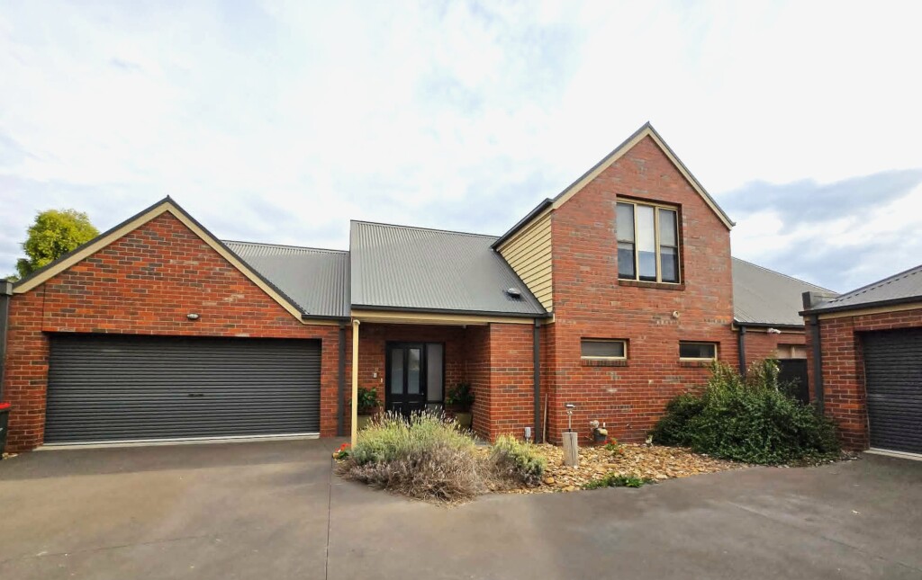 Thelma May Luxury townhouse exterior